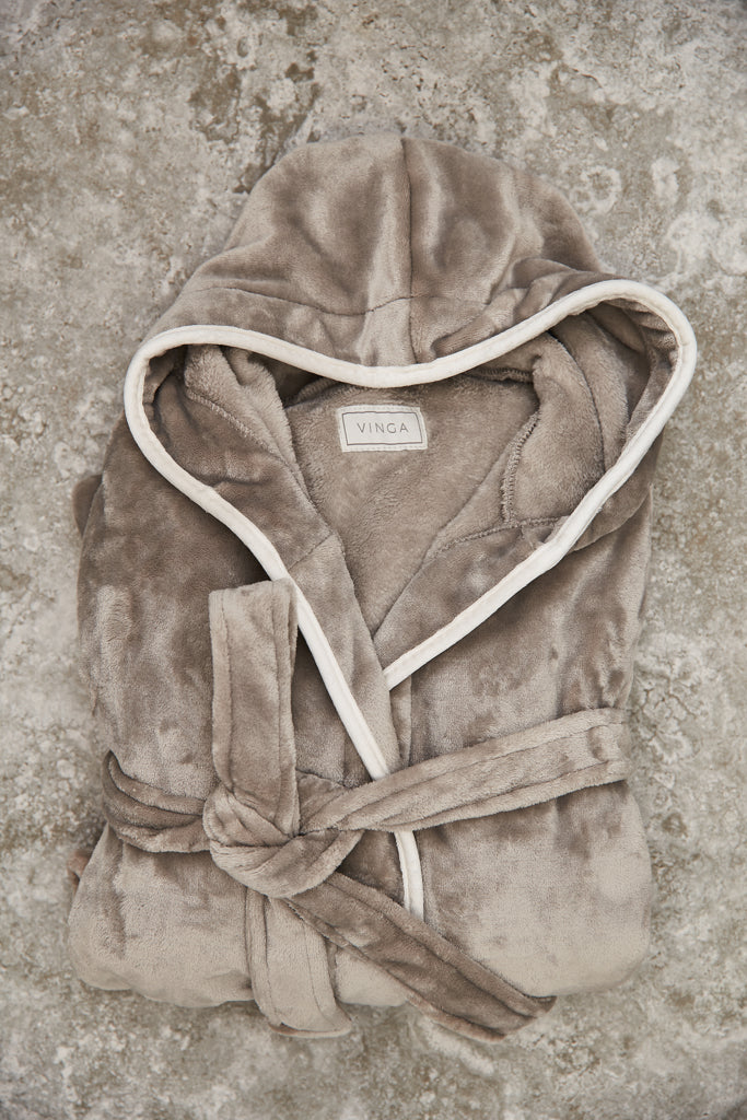 VINGA Louis luxe pluche RPET badjas maat S/M