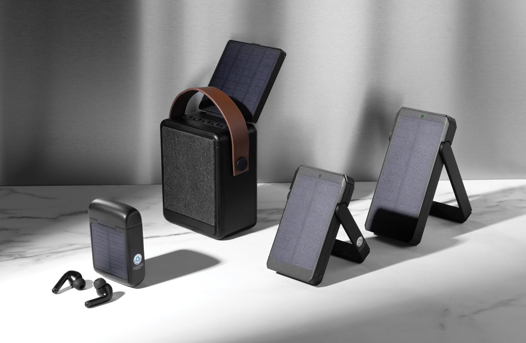 Skywave RCS gerecyclede kunststof zonne-powerbank 10000 mAh