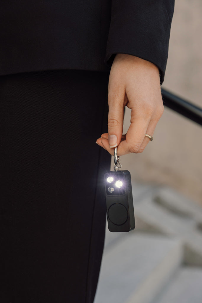 GuardBuddy RCS persoonlijke alarm met USB-C-opladen