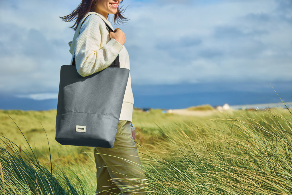 Black+Blum 16L Insulated Tote/ Koel Tas