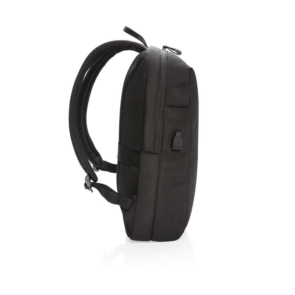 Swiss Peak AWARE™ RFID and USB A laptop rugzak