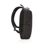 Swiss Peak AWARE™ RFID and USB A laptop rugzak