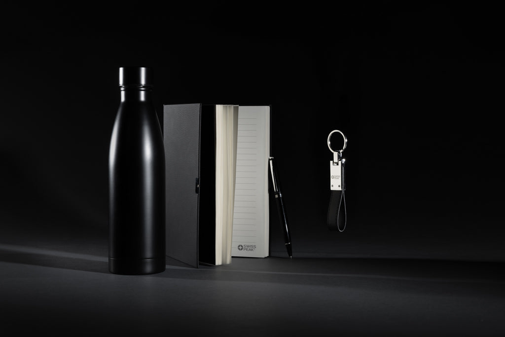 Swiss Peak RCS deluxe business gift set w/ water fles