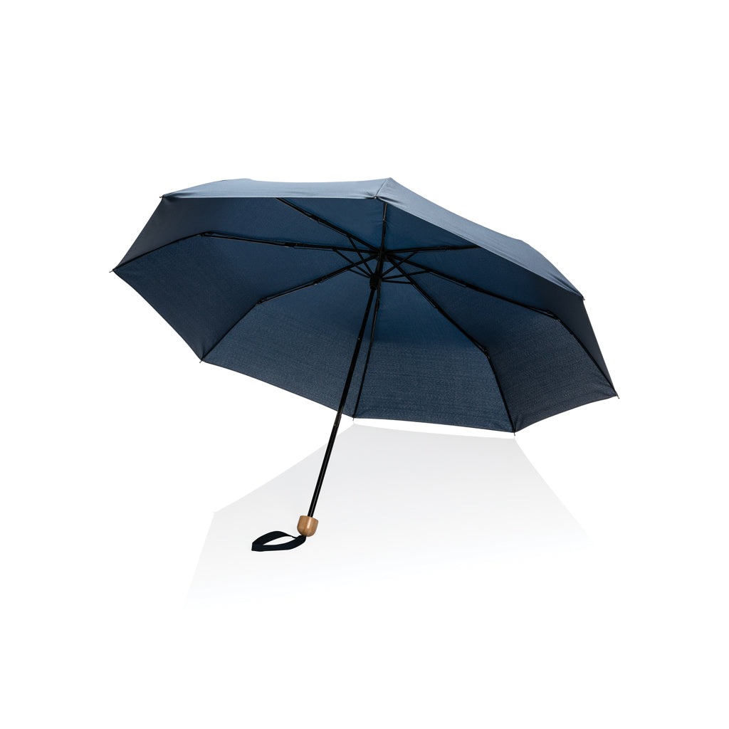 20.5" Impact AWARE™ RPET 190T pongee bamboe miniparaplu