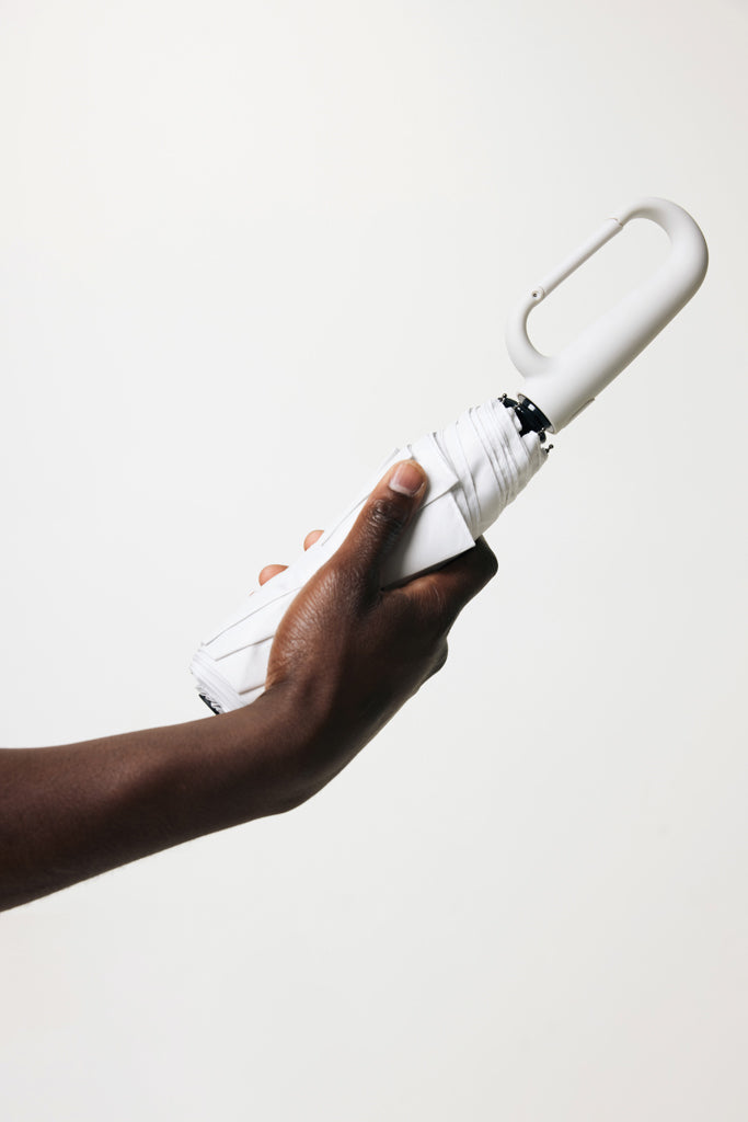 Yara 21" AWARE™ RPET paraplu in unikleur met karabijn hendel