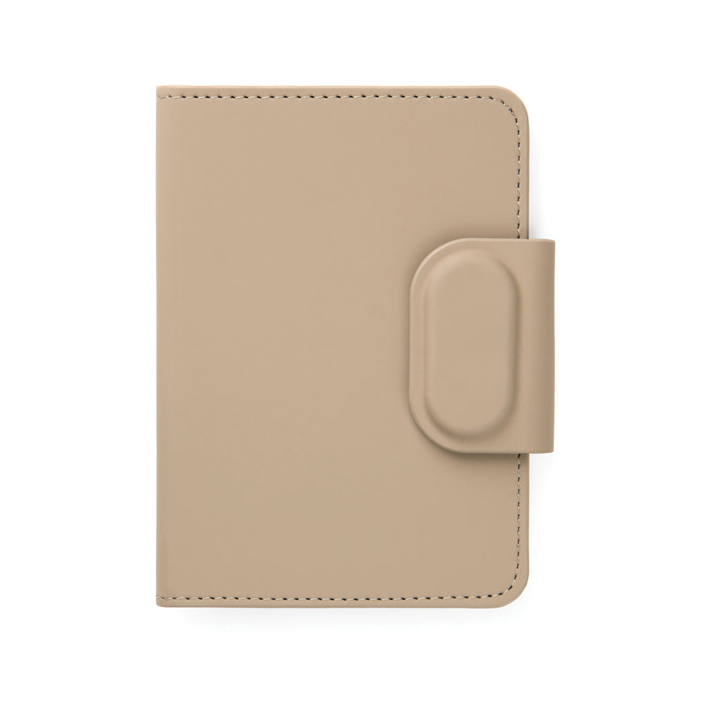 VINGA Baltimore RCS Passport houder met Dual FInder
