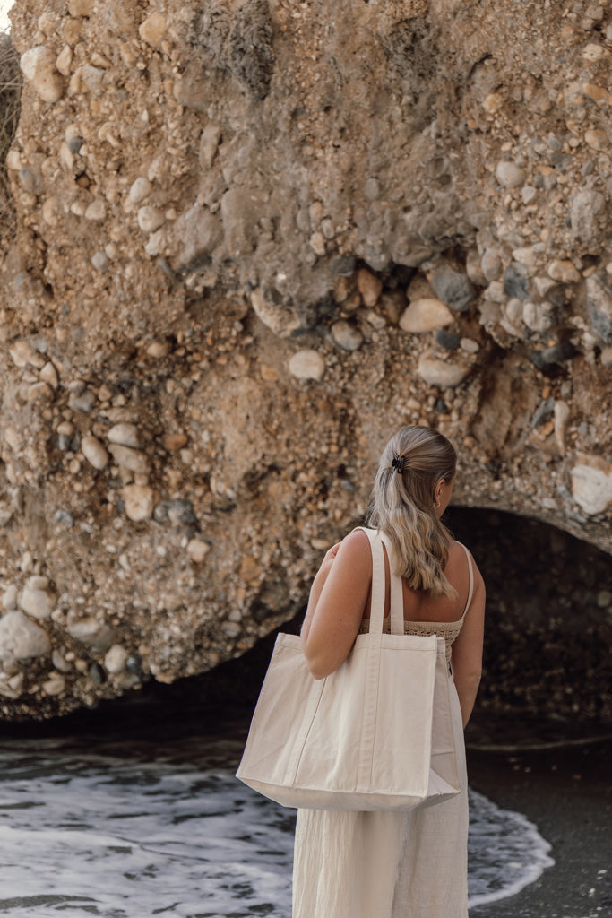 VINGA Hilo AWARE™ recycled canvas maxi draagtas